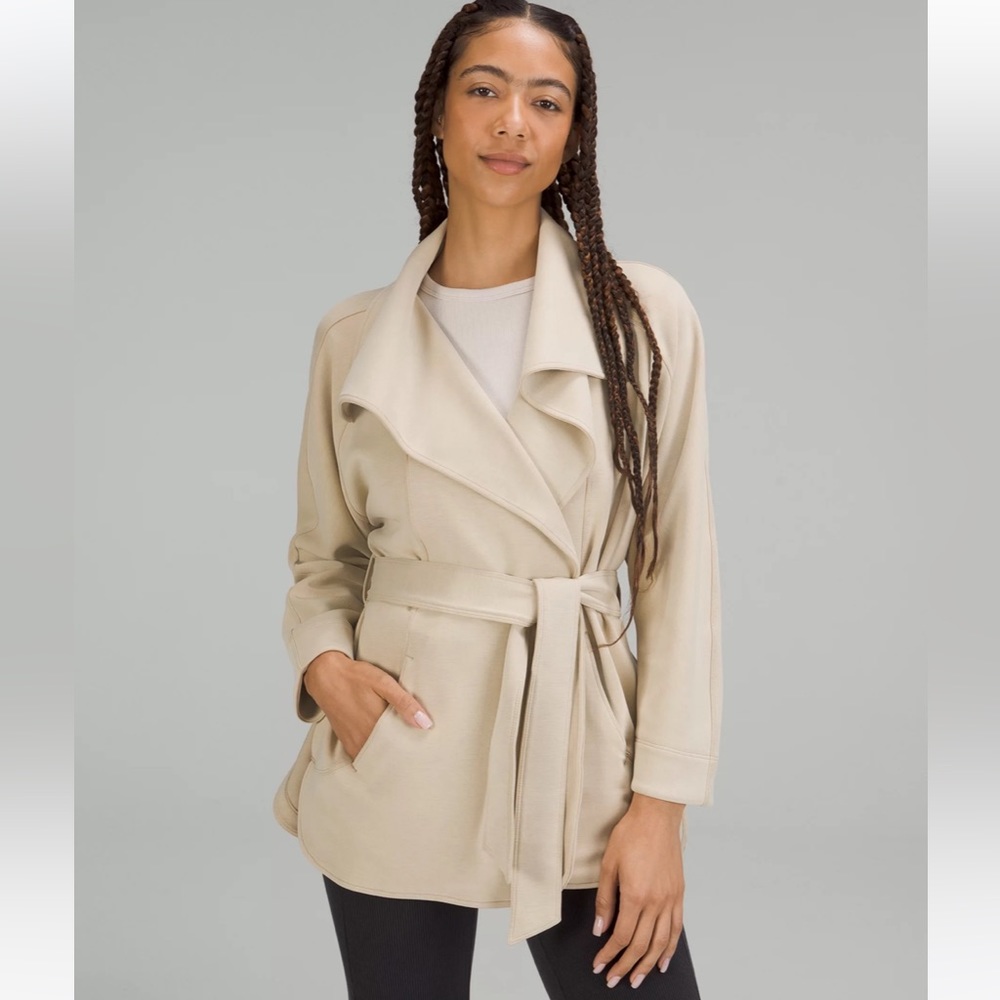 Lululemon Softstreme Belted Wrap
